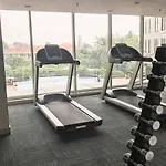 Homey And Comfortable 1Br Apartment At Royal Olive Residence By Travelio