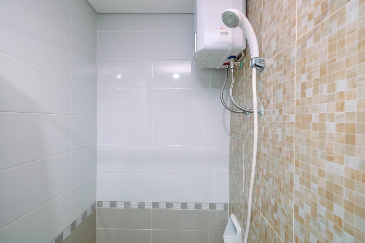 Homey And Comfortable 1br At Royal Olive By Travelio Apartment